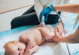 V naší ortopedické ambulanci v Orlové nově vyšetřujeme i kyčle miminek