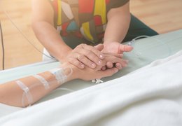 Povolujeme návštěvy pacientů v terminálním stavu a hospitalizovaných přes 10 dní Povolujeme návštěvy pacientů v terminálním stavu a hospitalizovaných přes 10 dní