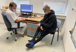 V osmičce českých lékařů s atestací ze spondylochirurgie je i primář Buzek 