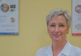 Únikem moči trpí až 28 % české populace. Nemocnice AGEL Karviná nabízí řešení díky specializované urogynekologické fyzioterapii