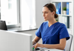 Zažádejte si o termín u lékaře. Ozveme se vám a domluvíme se!