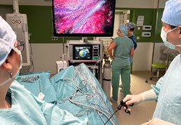 KHN operuje kýly inovativní německou metodou