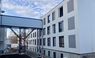 Stavba pavilonu skončila. Trvala pět měsíců.