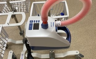 Přístroj na podporu dýchání AIRVO2 Nasal High Flow je ode dneška součástí našeho přístrojového vybavení.