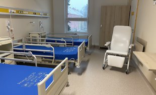 Na oddělení následné péče byla pořízena kvalitní plně elektrická polohovatelná lůžka.