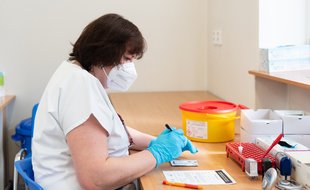 Na výsledek AG testu se čeká 15 minut. Foto: Milan Haluška