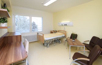 nadstandardní pokoj